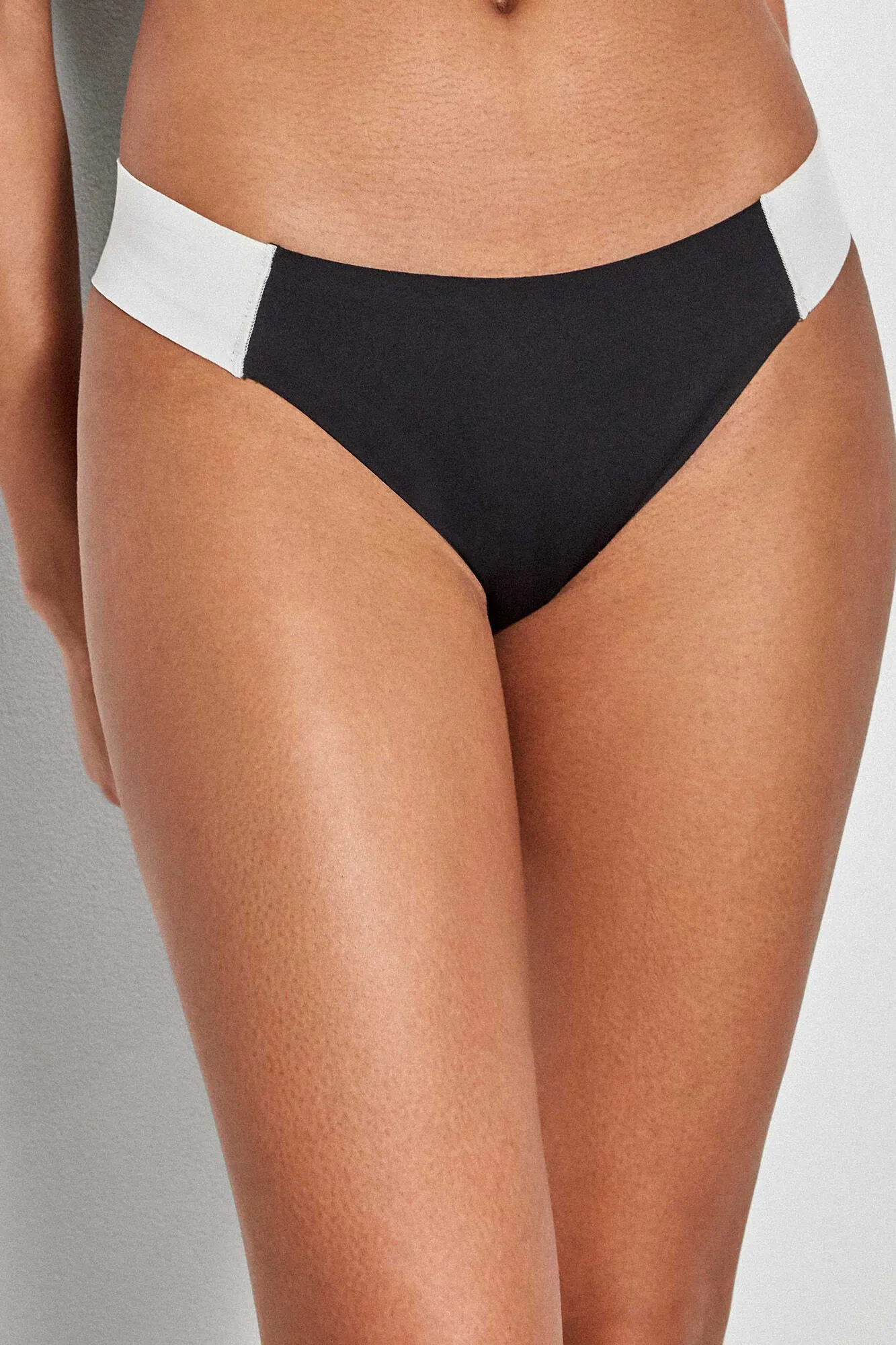 Braguita bikini corte láser