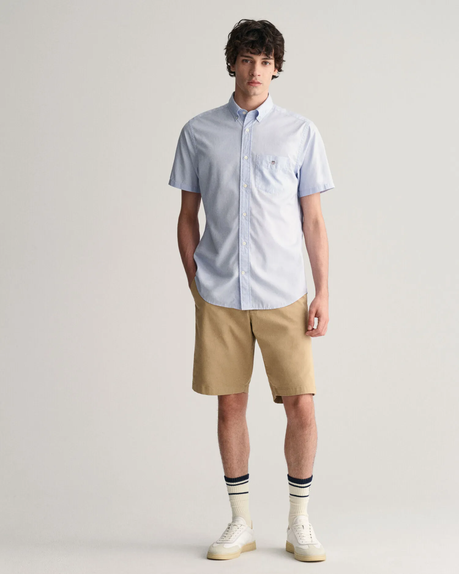 Camisa Regular Fit de manga corta en popelina