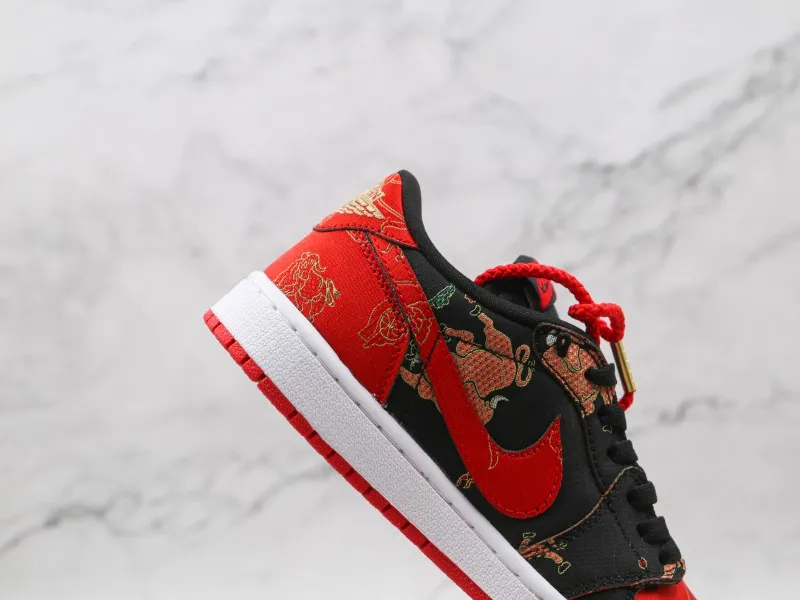 Nike Air Jordan 1 Low Modelo 125M